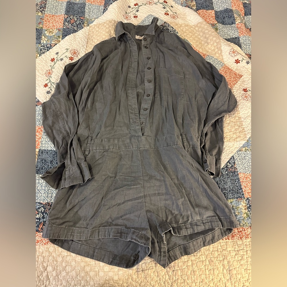 Silence + Noise Gray linen Button-Up Romper love sleeve X Small
